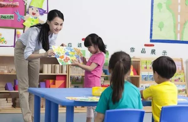 幼师除了基本的教育工作还应该注意哪些