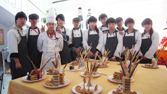 四川厨师专业最好的学校是哪个,成都技术职业学校