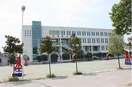 湖北省宜昌市机电工程学校 学校图片简介