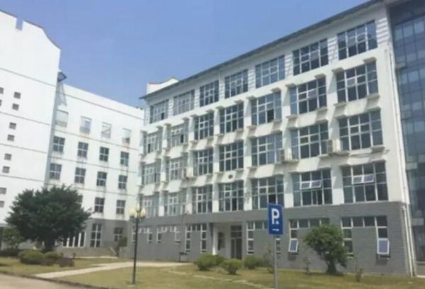 福州市艺术学校实训教室