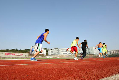 四川省宜宾市职业技术学校学校操场