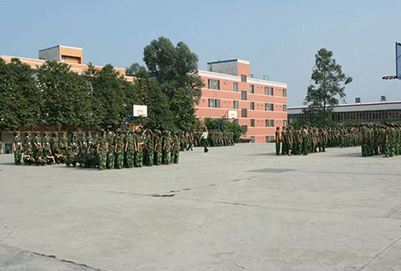 成都华夏旅游商务学校